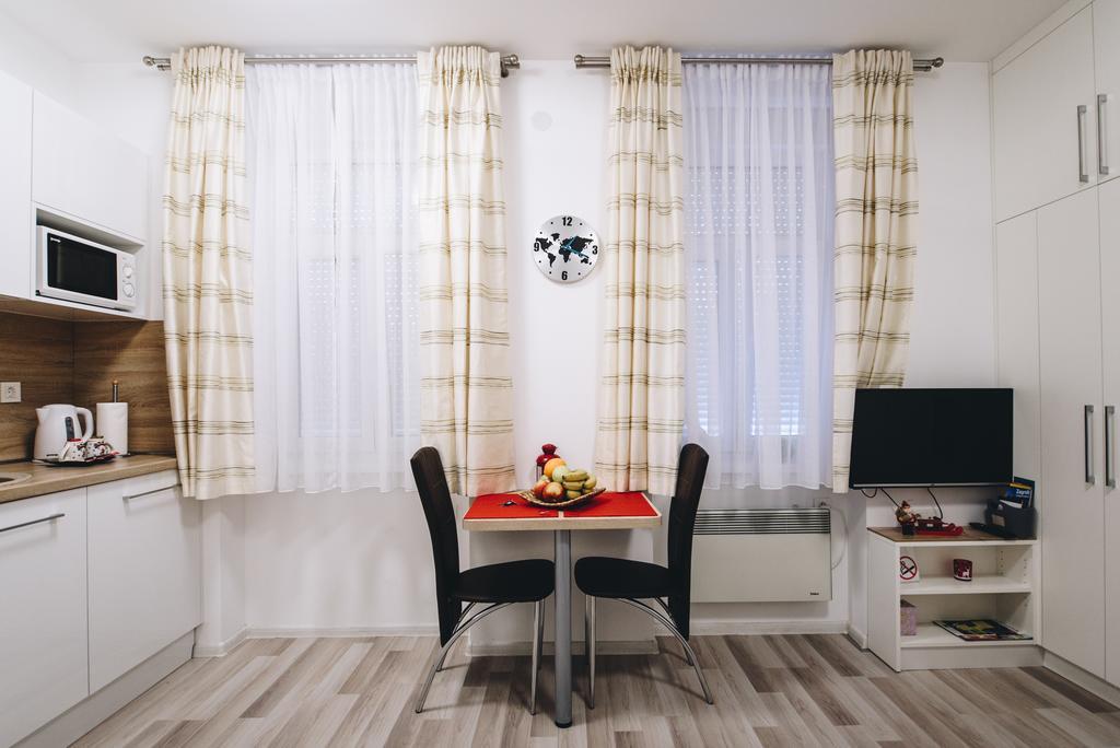 Apartments Borna Zagreb Extérieur photo